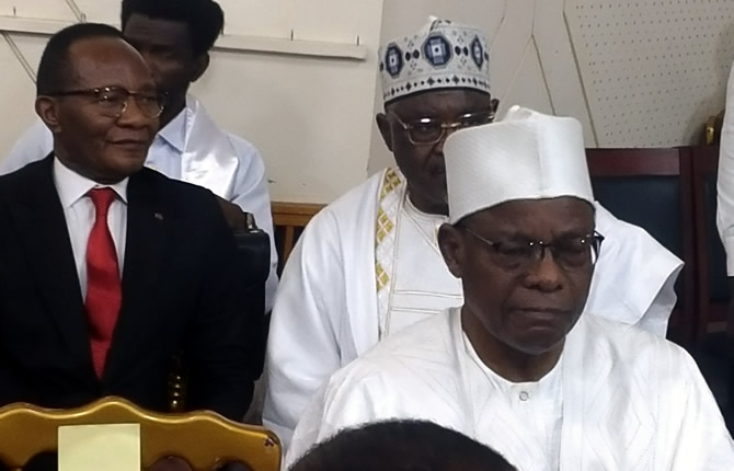 Maurice Kamto explique pourquoi il a démissionné du MANIDEM pour retourner au MRC