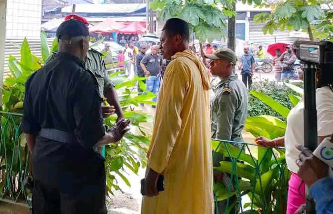 Douala s’embrase : le MANIDEM dénonce l’arrestation d’Anicet Ekane et de Djeukam Tchameni