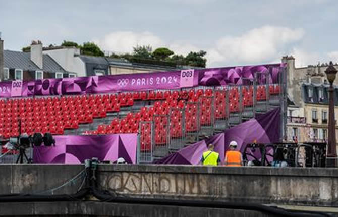 Cérémonie d'ouverture des JO : Certains spectateurs ont quitté les tribunes faute de visibilité